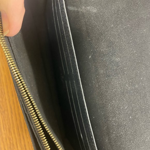 Louis Vuitton Vavin Chain Wallet - Picture 3 of 8